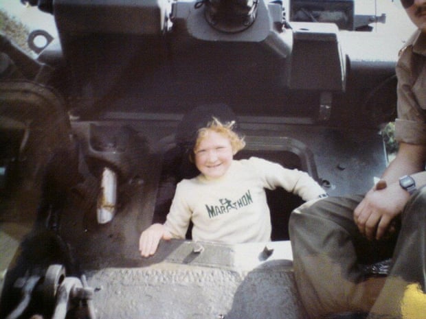 A young Mackay in a tank.