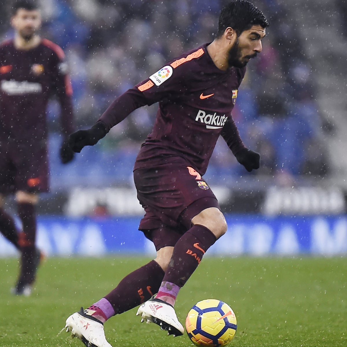 Football Transfer Rumours Luis Suarez To Chelsea Football The Guardian