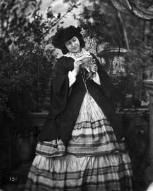 A woman wearing a crinoline, circa 1860.