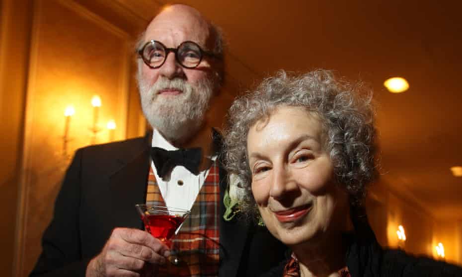 Margaret Atwood with Graeme Gibson, pictured in 2009.