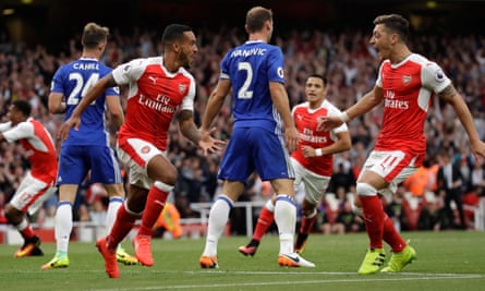 Theo Walcott, left, and Mesut Özil enjoy the 3-0 demolition of Chelsea in the reverse fixture in September that promised so much for Arsenal.