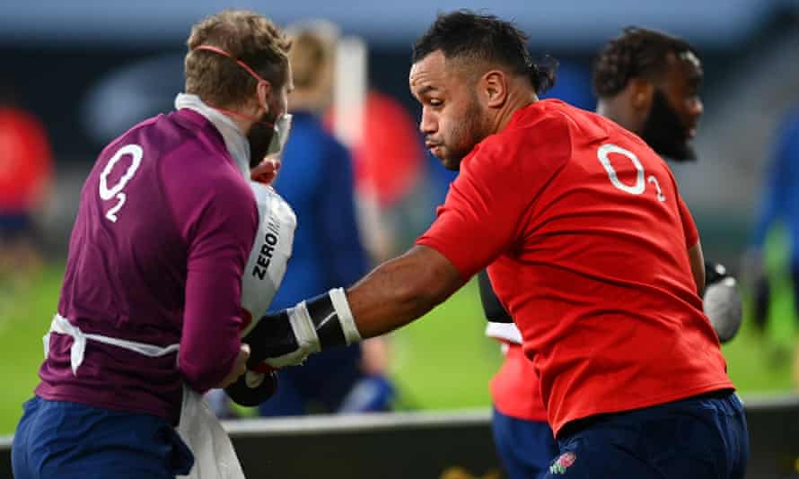 L'Angleterre n ° 8 Billy Vunipola (à droite) a qualifié sa propre forme récente de `` poubelle '' en Angleterre.