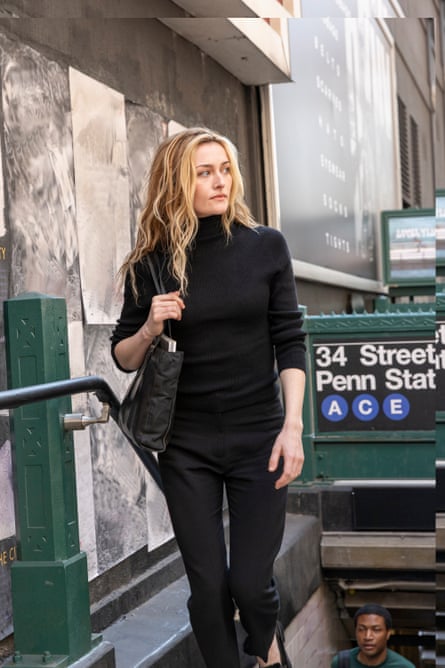 a woman in all black