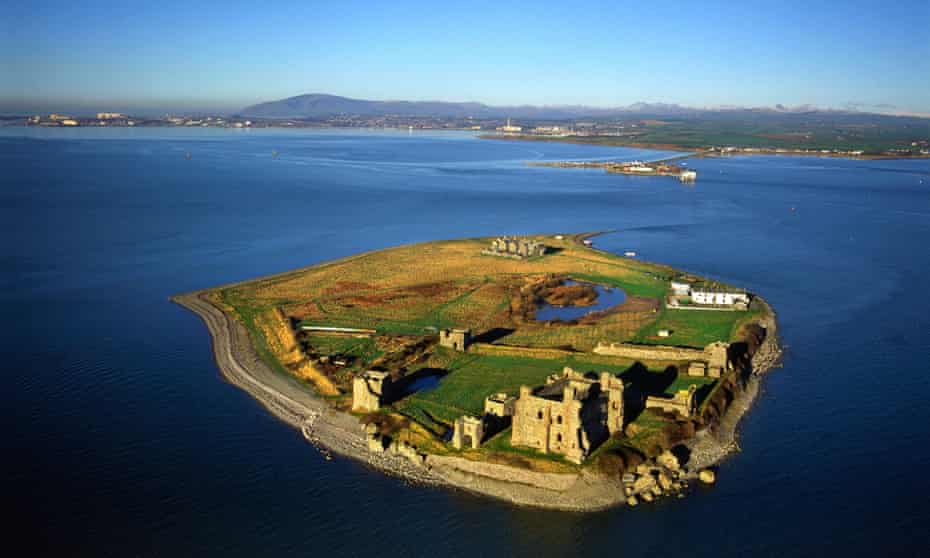 Piel Island, with Piel Castle in the foreground and the Ship Inn behind it.