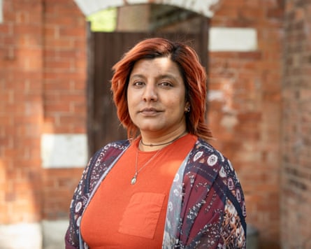 Jess Thiari