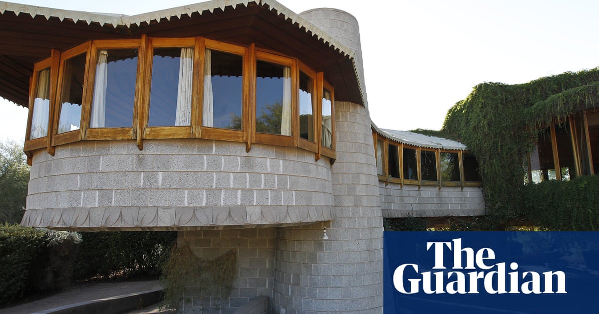 picture Frank Lloyd Wright House Phoenix Arizona frank lloyd wright home in phoenix set