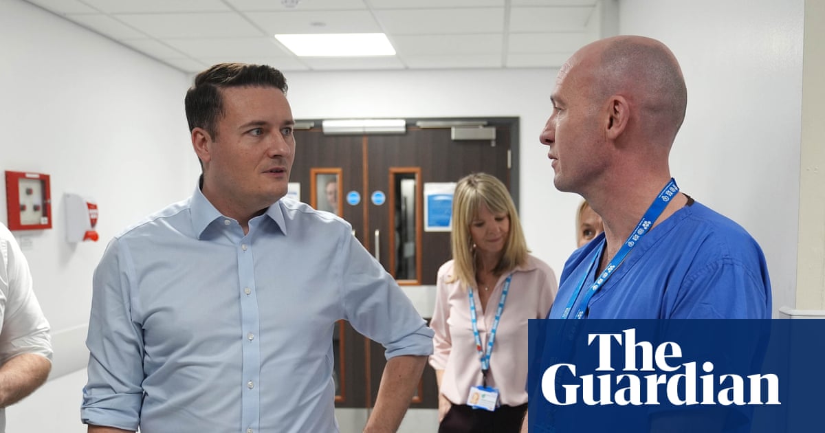 NHS to miss targets for cutting A&E wait times and performance in England