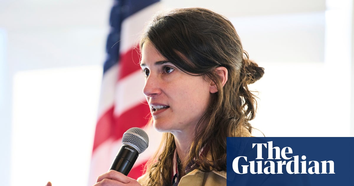 Democrat Marie Gluesenkamp Perez survives Washington’s crowded primary