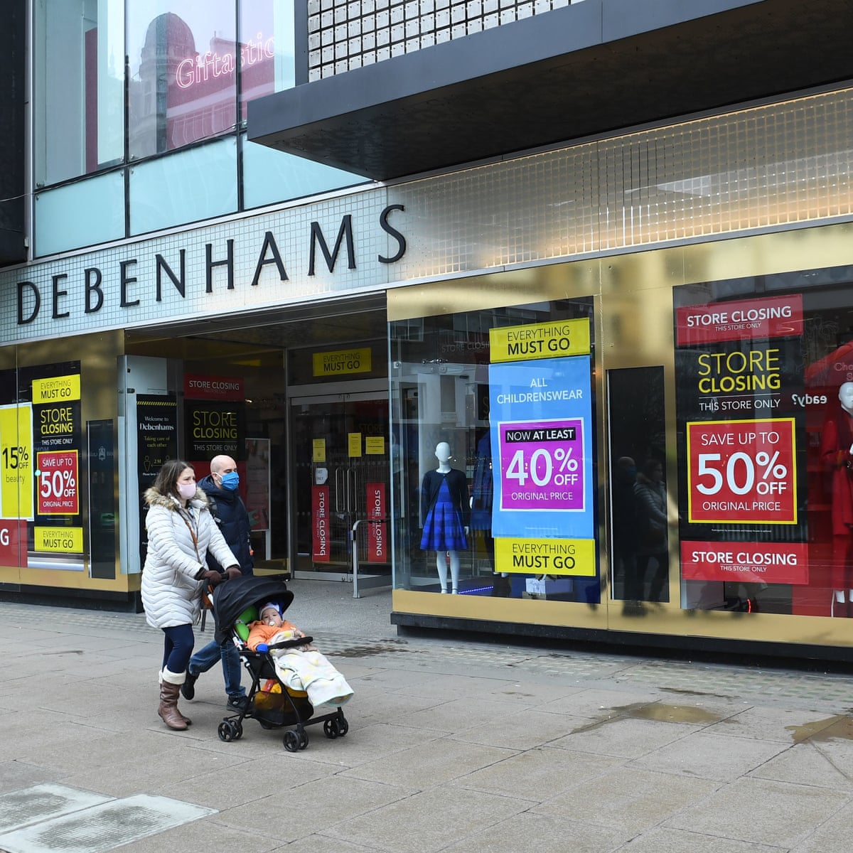 Debenhams To Close All Stores With 12 000 Jobs At Risk As Boohoo Buys Brand Debenhams The Guardian Debenhams To Close All Stores With 12 000 Jobs At Risk As Boohoo Buys Brand Debenhams The Guardian