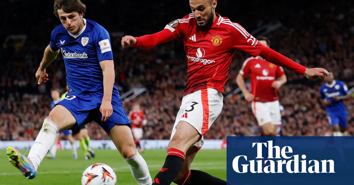 Mazraoui believes cutting out fizzy drinks helps him reach no-sugar high at United