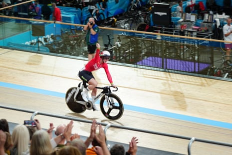 Emma Finucane of Wales celebrates winning gold in the women