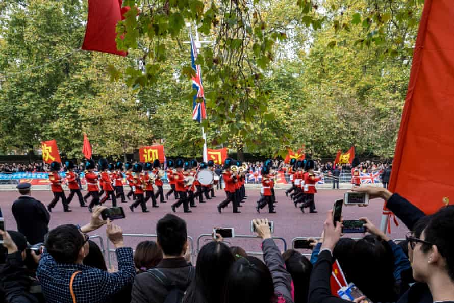 Xi Jinping Uk Visit Roundup Red Flags Red Carpets And Greene King Xi Jinping The Guardian Xi Jinping Uk Visit Roundup Red Flags Red Carpets And Greene King Xi Jinping The Guardian