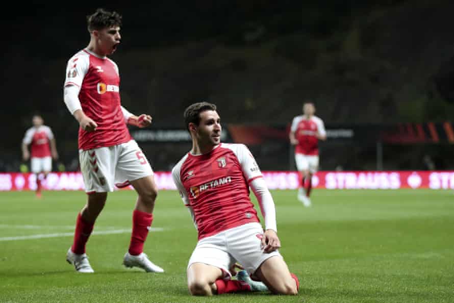 Abel Ruiz opens the scoring the Braga!