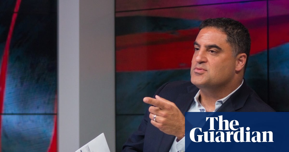 Γιατί απαγορεύτηκε η είσοδος στο Ηνωμένο Βασίλειο σε δύο Αμερικανούς σχολιαστές;