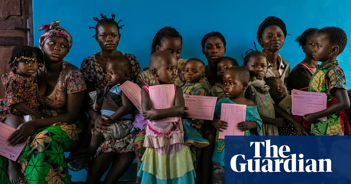 Measles vaccination begins in Ebola-hit Congo amid fears of 'massive loss of life'