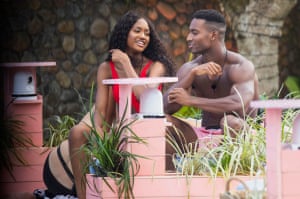 Alana Morrison and Yamen Sanders in Love Island