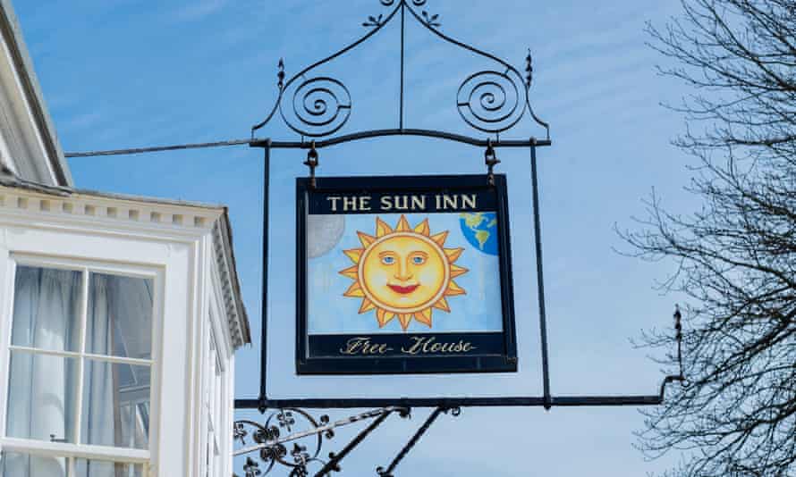 The walk concludes at the Sun Inn.