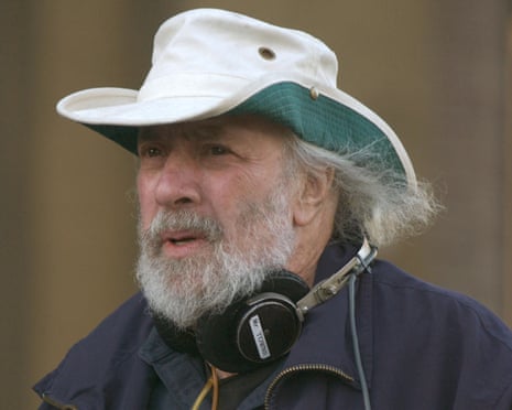 Ask The Dust - 2006<br>Editorial use only. No book cover usage. Mandatory Credit: Photo by David Bloomer/Paramount Classics/Kobal/Shutterstock (5885135q) Robert Towne Ask The Dust - 2006 Director: Robert Towne Paramount Classics USA On/Off Set Drama