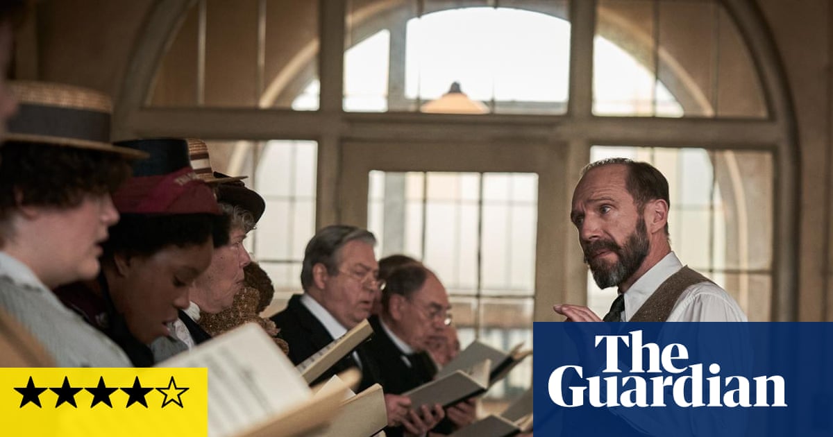 The Choral review Ralph Fiennes leads the choir in impressively unsentimental Alan Bennett fable