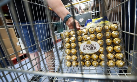 Staff at Best before it’s Gone’s Daventry warehouse collecting orders to be packed for delivery