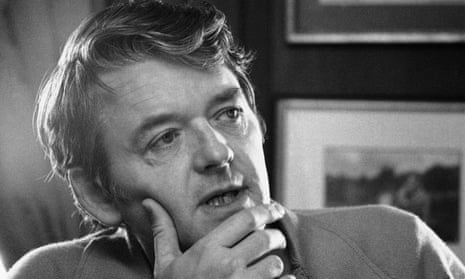 Hal Holbrook being interviewed in his flat in New York in 1973.