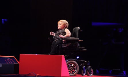Stella Young giving a Ted Talk in 2014.