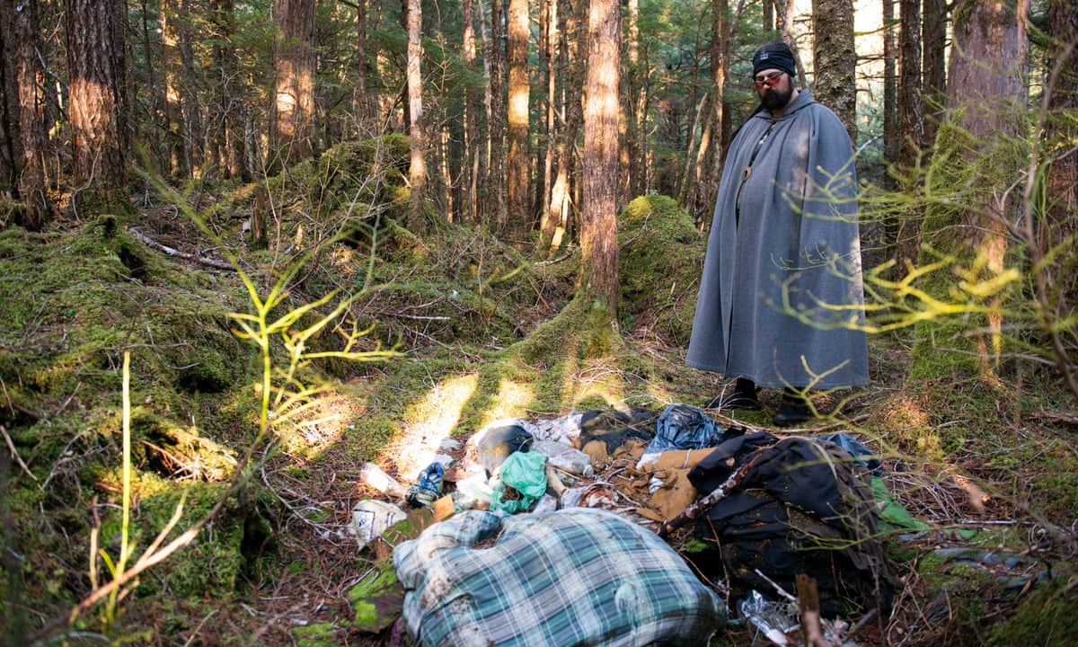 Living in the Alaska rainforest with 1,000 bears: 'Not the easiest place to be homeless' | US news | The Guardian