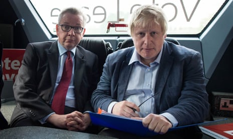 Michael Gove and Boris Johnson on the Vote Leave campaign bus