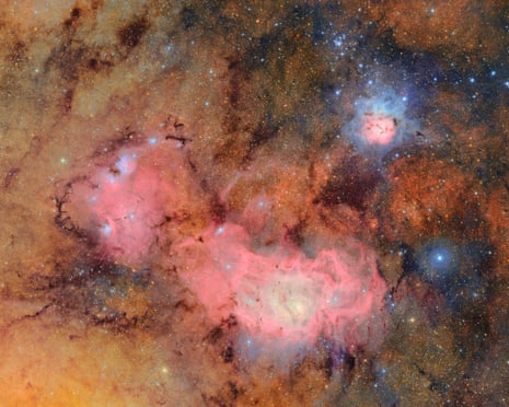 Stars and gas clouds