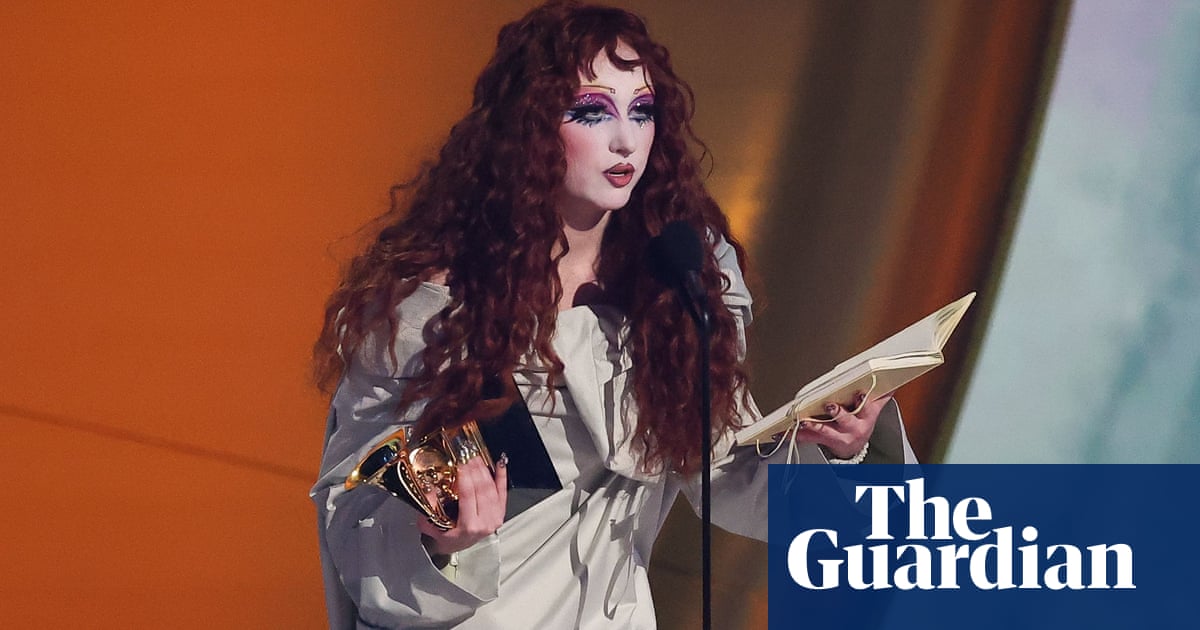 “Traicionado por el sistema”: Chappell Roan desata debate sobre salario y salud en la música pop “Traicionado por el sistema”: Chappell Roan desata debate sobre salario y salud en la música pop