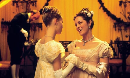 Gwyneth Paltrow and Greta Scaachi in Emma