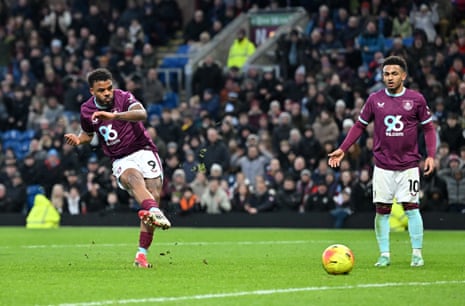 Burnley’s Lyle Foster scores their second goal against Spurs.