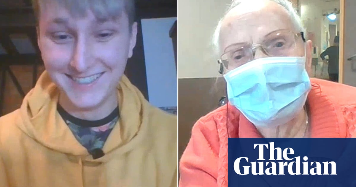 French senior citizens link up with language students in lockdown