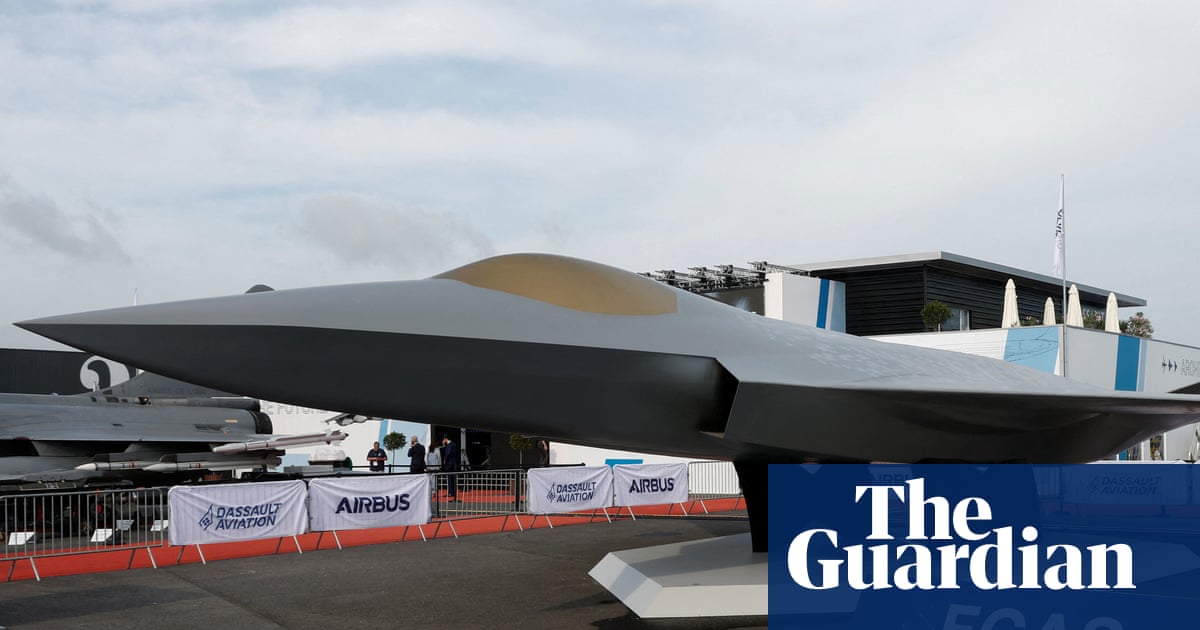 Production of French-German fighter jet threatened by rivalries, chief executive says