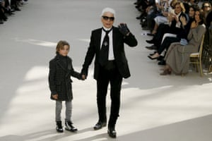Karl Lagerfeld and model Hudson Kroenig say hi.
