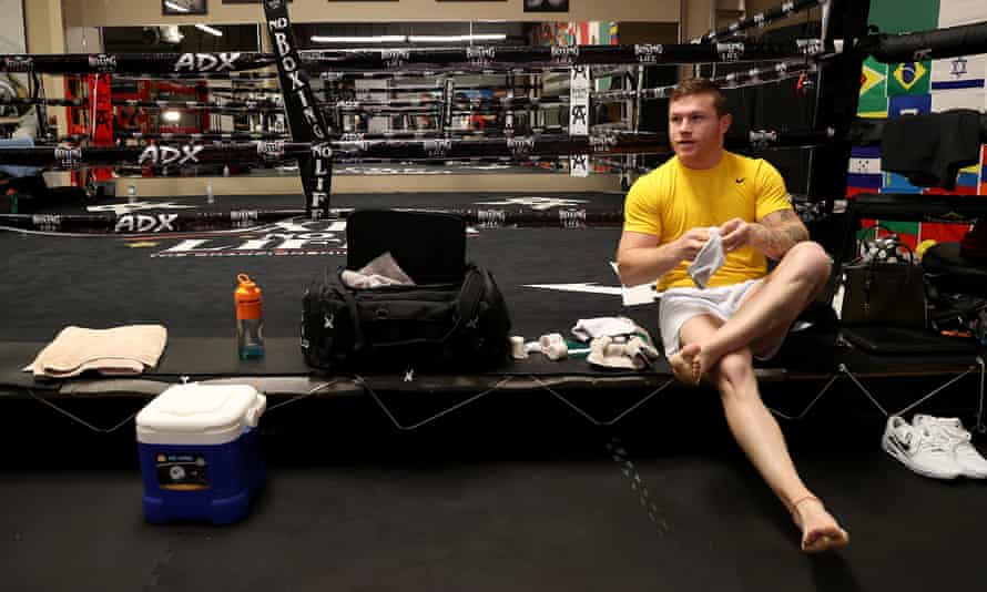 Saúl ‘Canelo’ Álvarez prepares to train last month in San Diego for his upcoming fight against Billy Joe Saunders in Arlington, Texas.