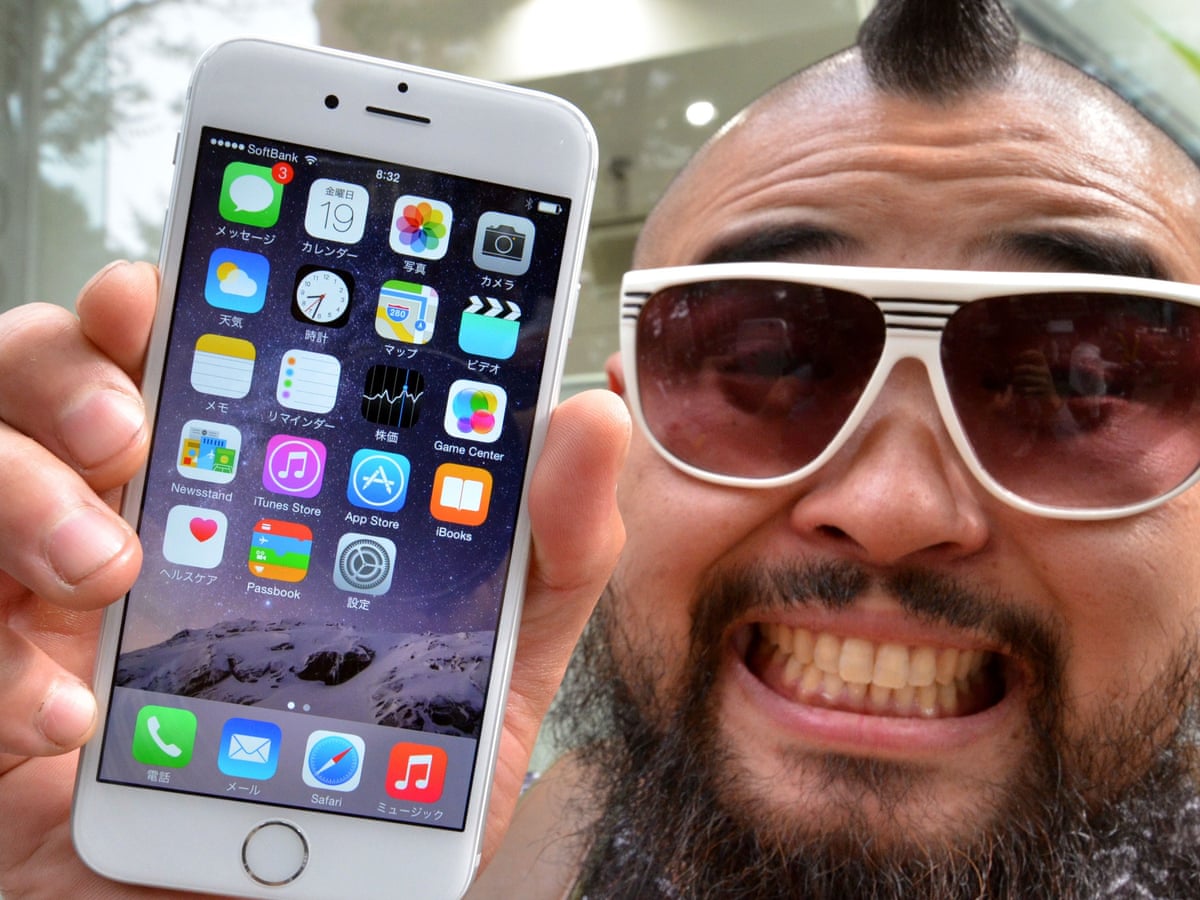 Error 53 Fury Mounts As Apple Software Update Threatens To Kill Your Iphone 6 Mobile Phones The Guardian Error 53 Fury Mounts As Apple Software Update Threatens To Kill Your Iphone 6 Mobile Phones The Guardian