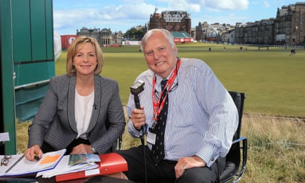 Irvine telah tampil di banyak acara olahraga selama bertahun-tahun, termasuk dengan Peter Alliss untuk golf Open Championship di St Andrews pada 2013.