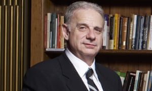 James Gleick, presidente da guilda de autores.