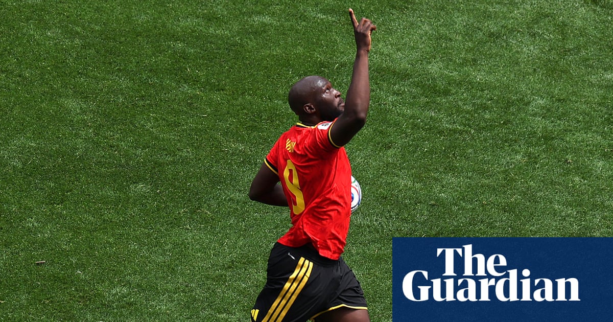 Lukaku makes instant impact to force own goal and rescue draw for Belgium against Egypt