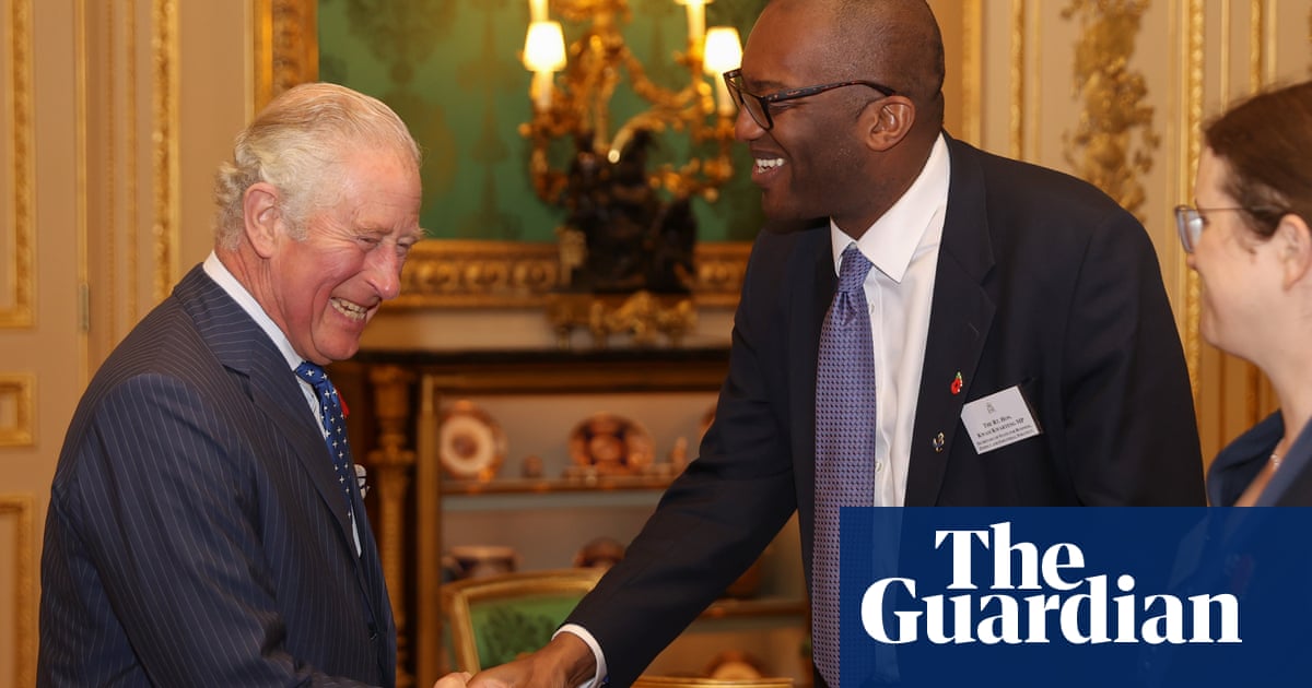 Kwarteng accused of letting fake news flourish over Queen portrait