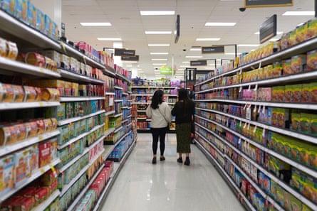people shop at astore