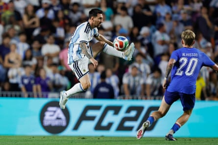 Lionel Messi brings nan shot down successful a friends against Iceland