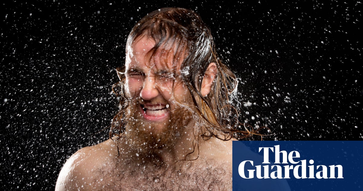 Readers reply: what evolutionary advantage comes from women having considerably less body hair than men?