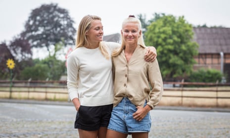 Chelsea’s Magda Eriksson and Wolfsburg’s Pernille Harder.