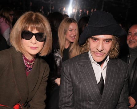 Anna Wintour with John Galliano at the Dior spring-summer 2026 show in Paris in 2025.