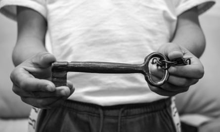 Palestinian refugee holding key to a pre-1948 home.