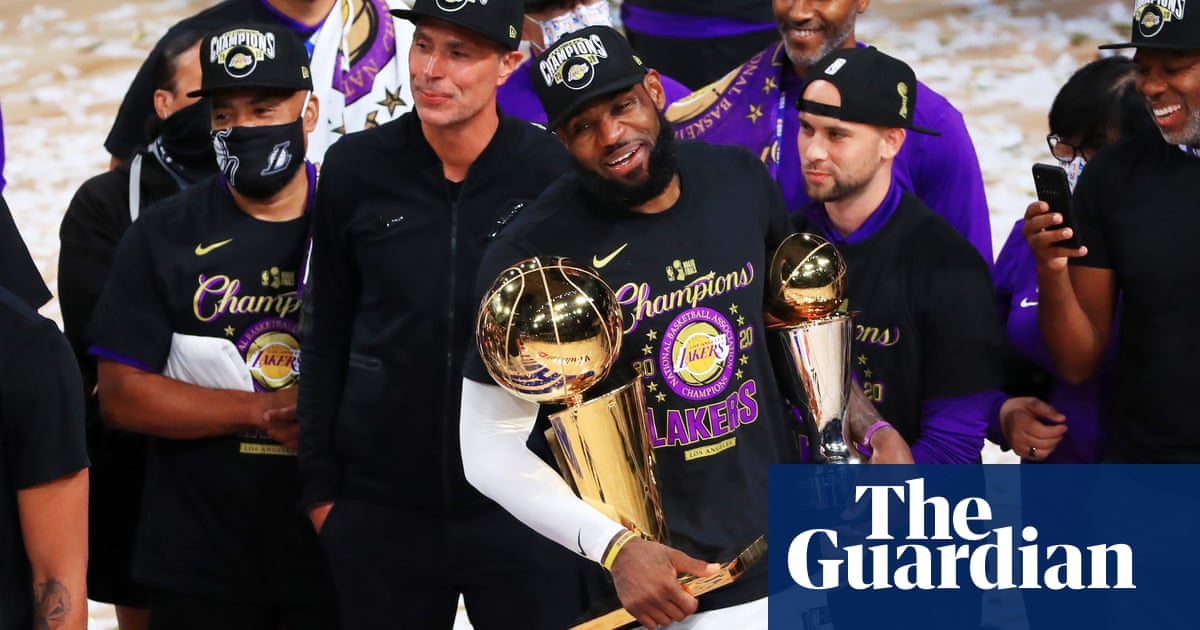 LA Lakers steamroll Miami Heat to capture record-tying 17th NBA title