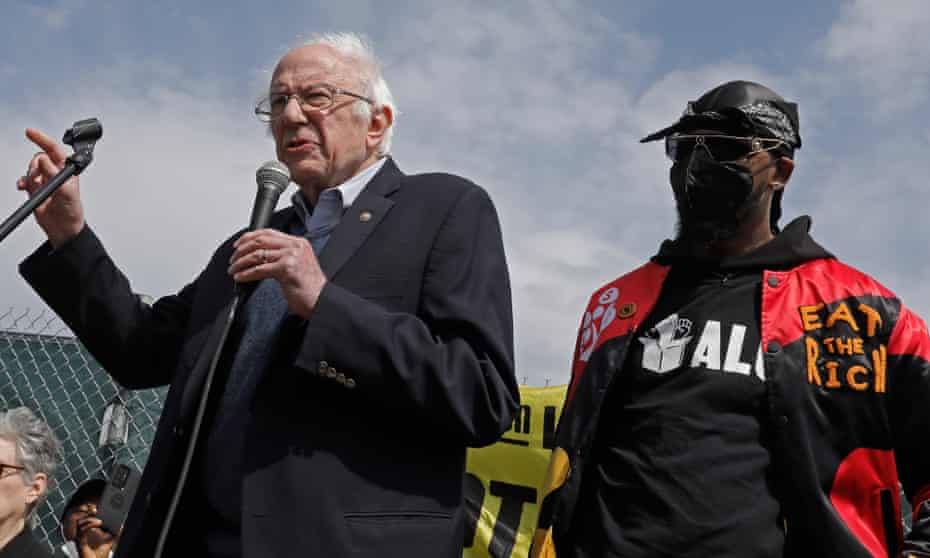 Senator Bernie Sanders with labor organizer Chris Smalls at a rally of Amazon workers in Staten Island.
