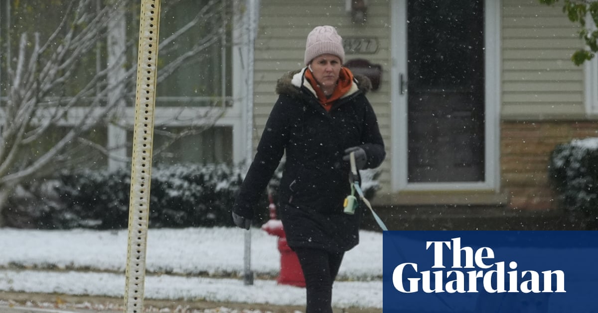 Weather tracker: US hit by exceptional early winter cold spell